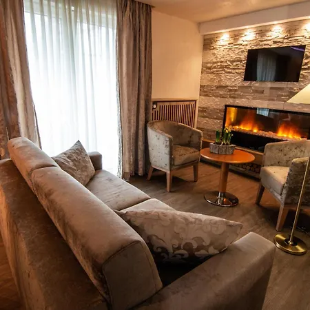 Domaine De La Foret Hotel