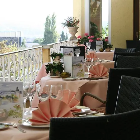 Domaine De La Foret 4* רמיך