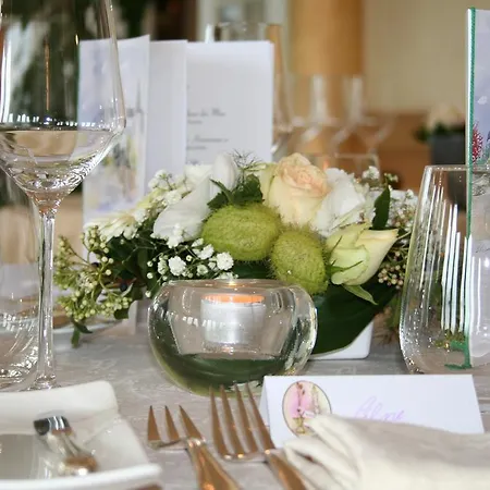 מלון Domaine De La Foret