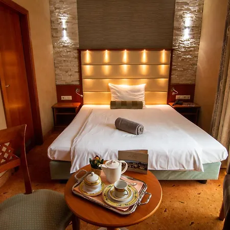 Domaine De La Foret 4*