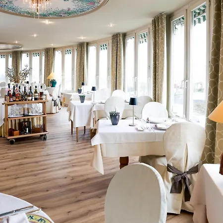 Domaine De La Foret רמיך