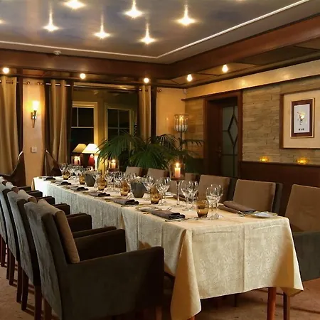 Hotel Domaine De La Foret 4*