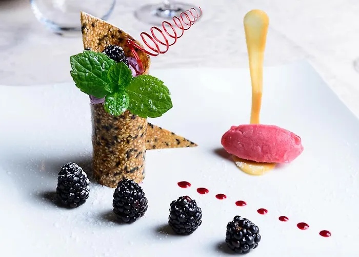 Otel Domaine De La Foret 4*