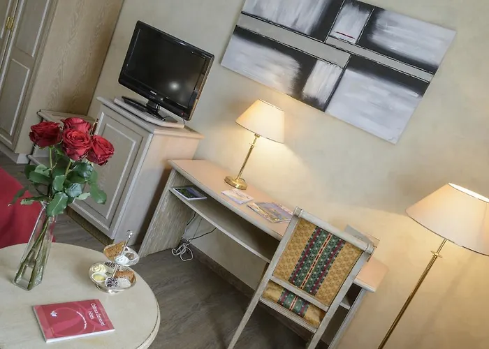 Domaine De La Foret 4*