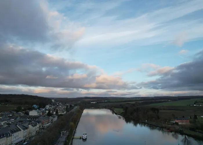 Domaine De La Forêt Hotel 4*