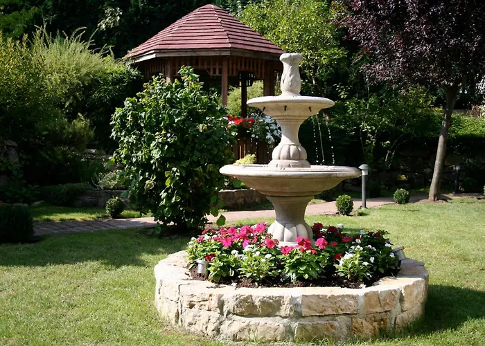 Hotel Domaine De La Forêt 4*